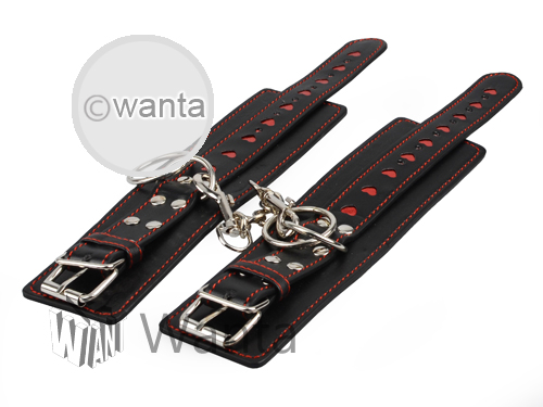 Wanta.co.uk - Toynary SM16 Heart Patterned Leather Handcuffs Black