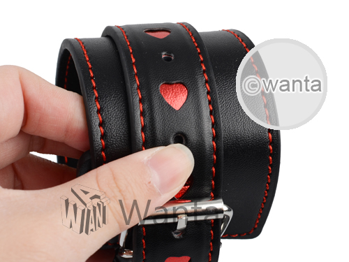 Wanta.co.uk - Toynary SM17 Heart Patterned Leather Ankle Cuffs Black